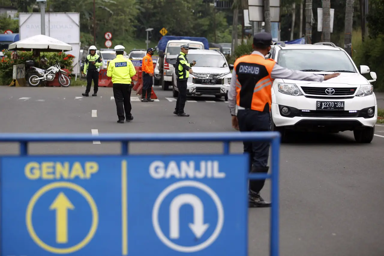 Penerapan Ganjil Genap...