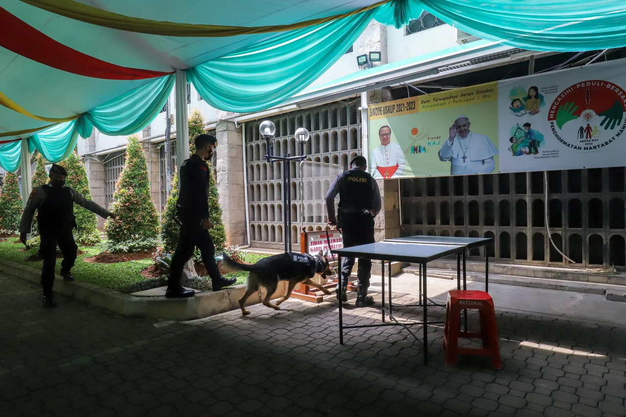 Penyisiran Keamanan...