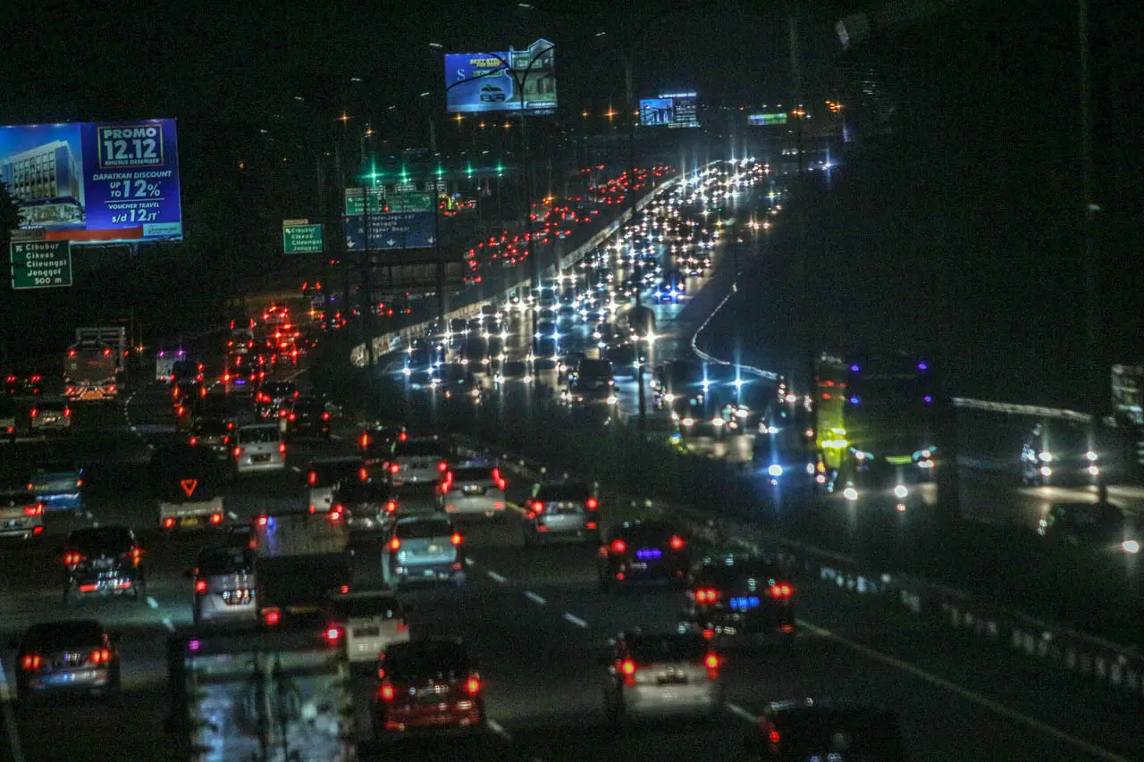 Kepadatan Tol Jagorawi...