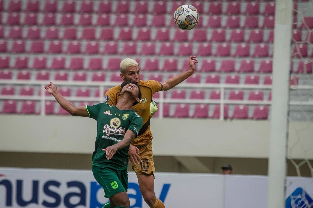 Persebaya Menang atas...