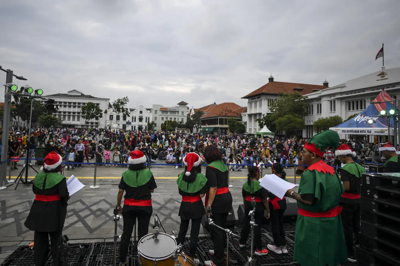 Liburan Natal di Kota...