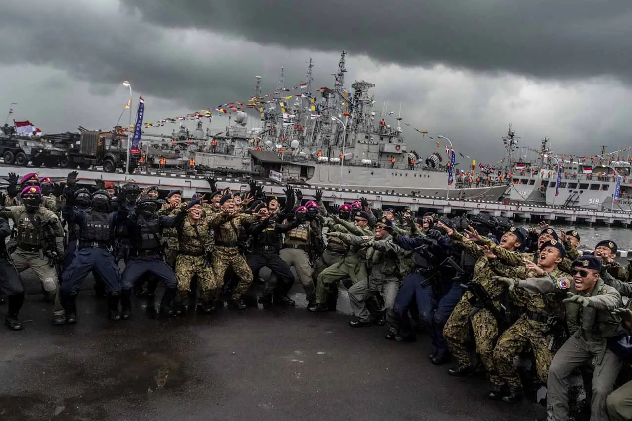 Aksi Prajurit TNI AL...