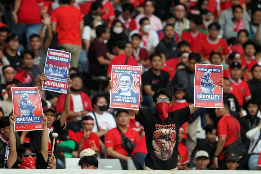 Gempar! Suporter Indonesia...