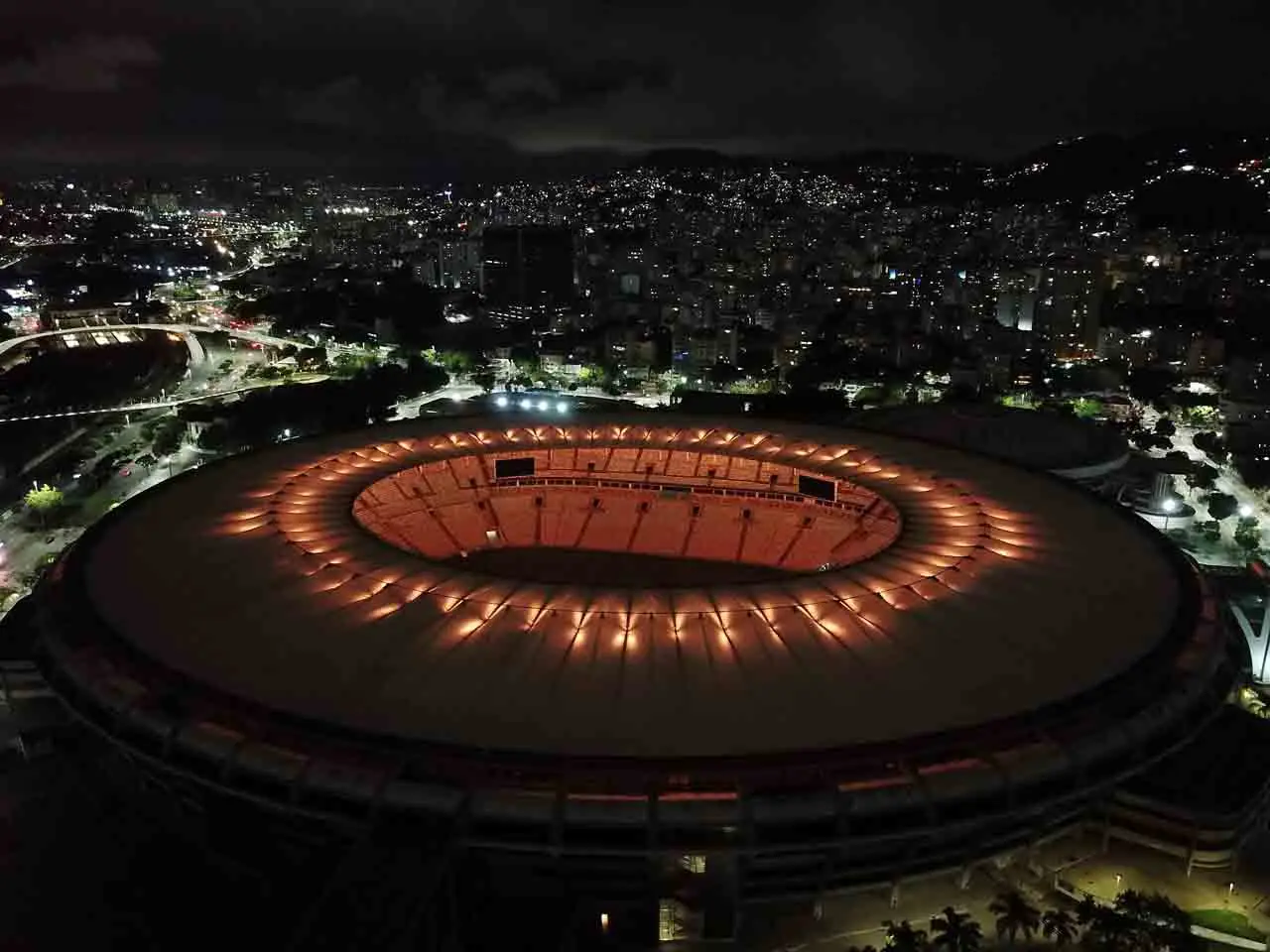 Penghormatan Stadion...