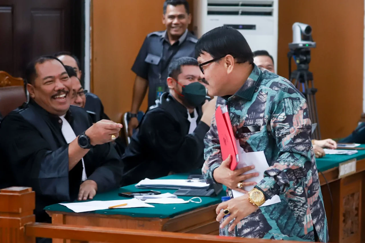 Sambo dan Putri Kompak...