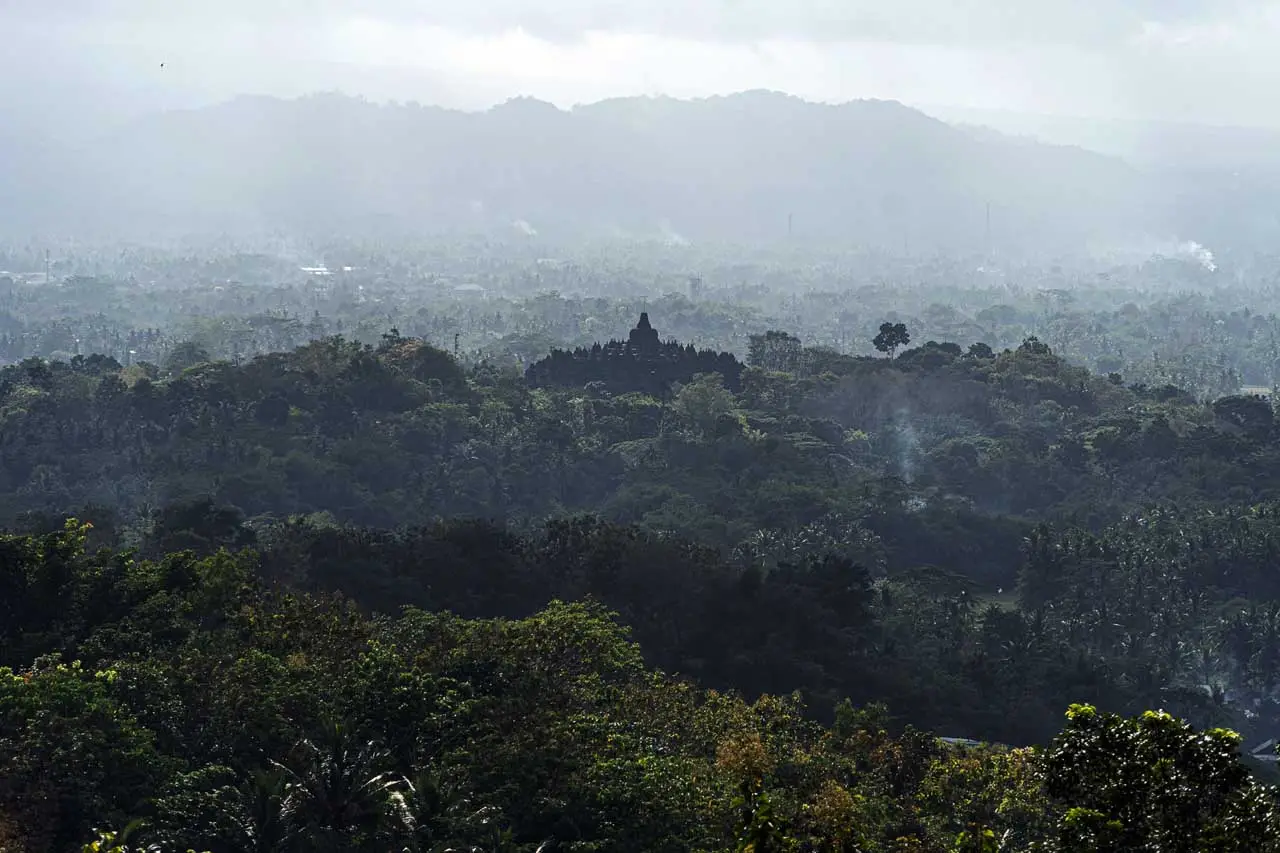 Galerimu : Pesona Candi...