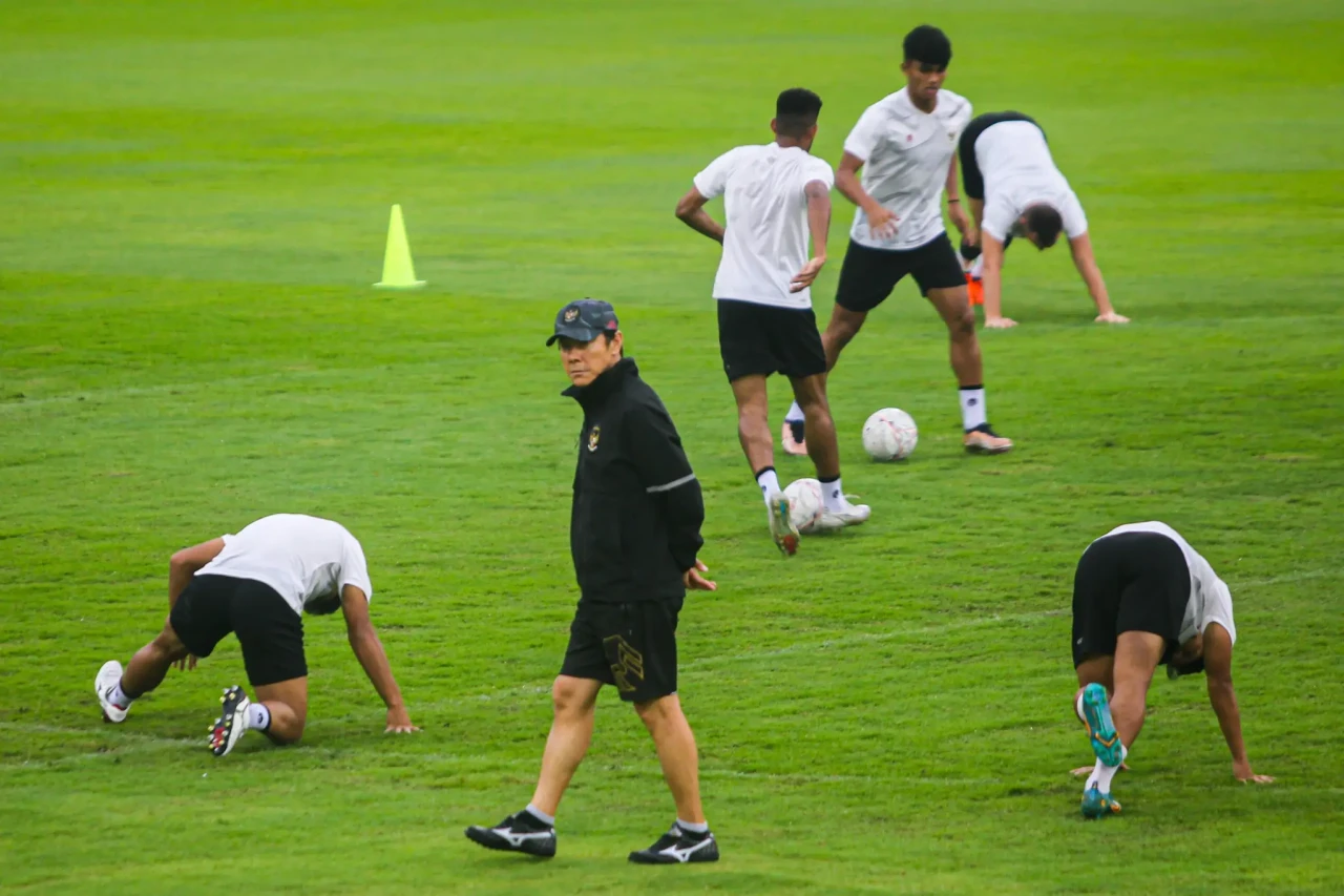 Potret Latihan Timnas...