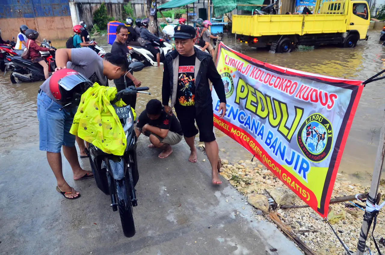Bengkel Gratis Saat...