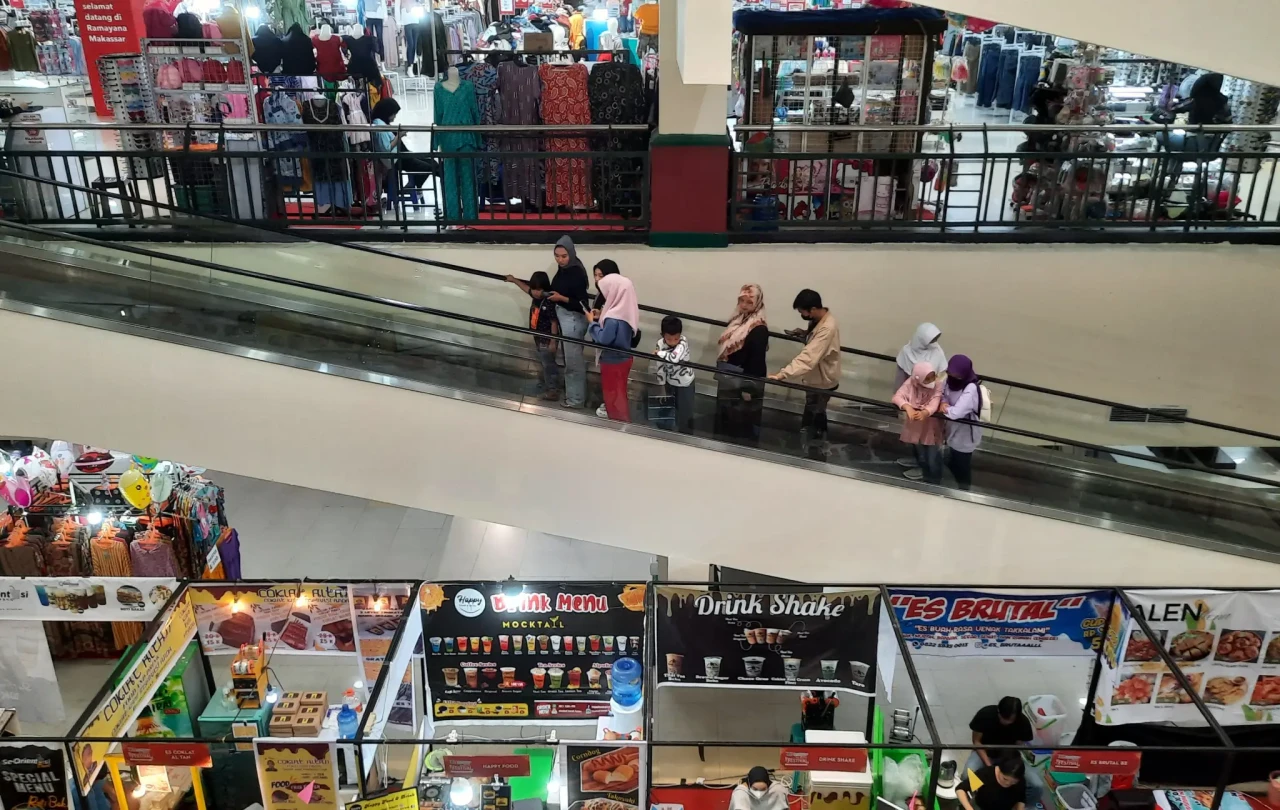 Begini Suasana Pusat...