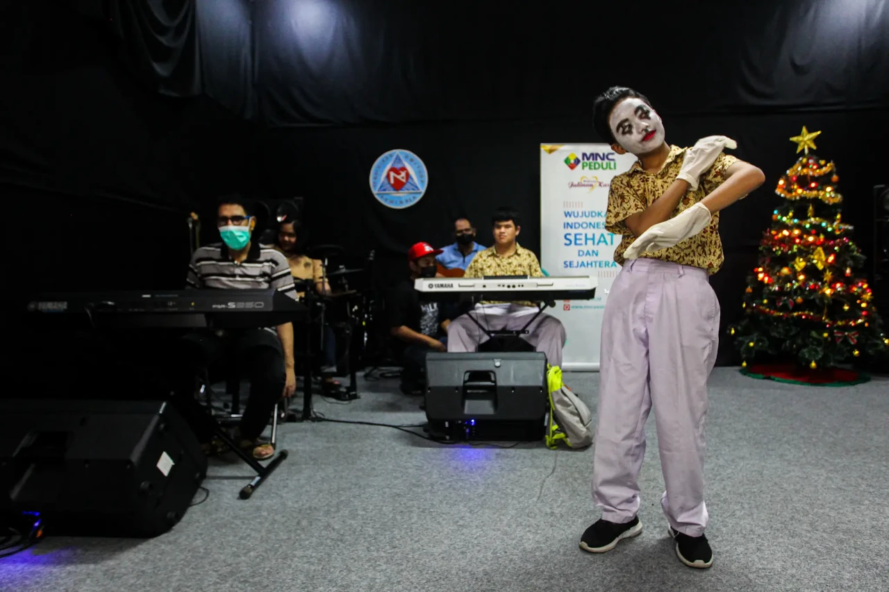 MNC Peduli Berbagi Keceriaan...