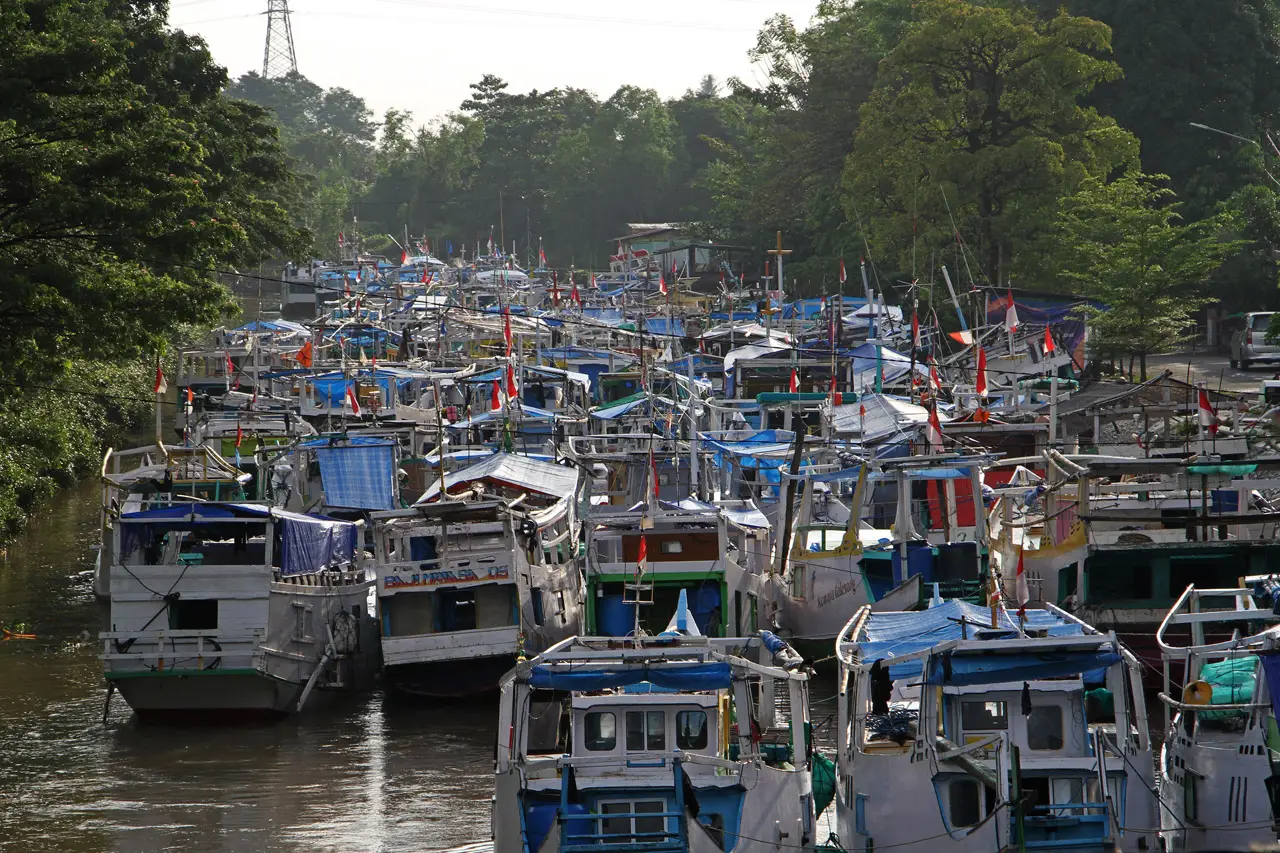 Nelayan di Makassar...