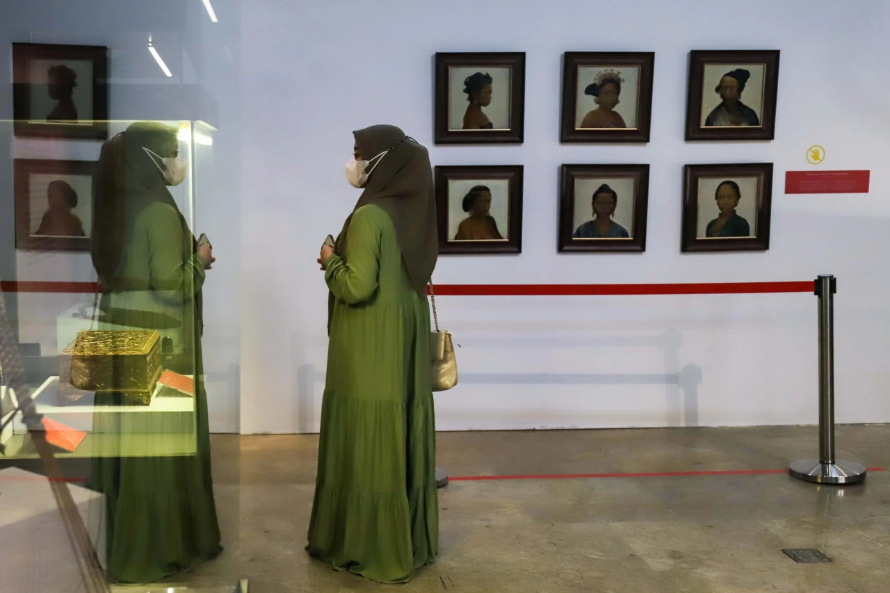 Mengunjungi Pameran...