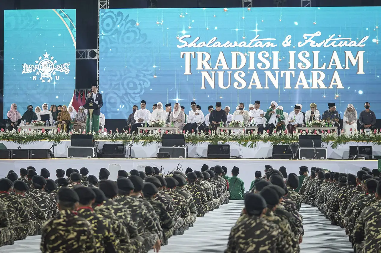 Presiden Hadiri Festival...