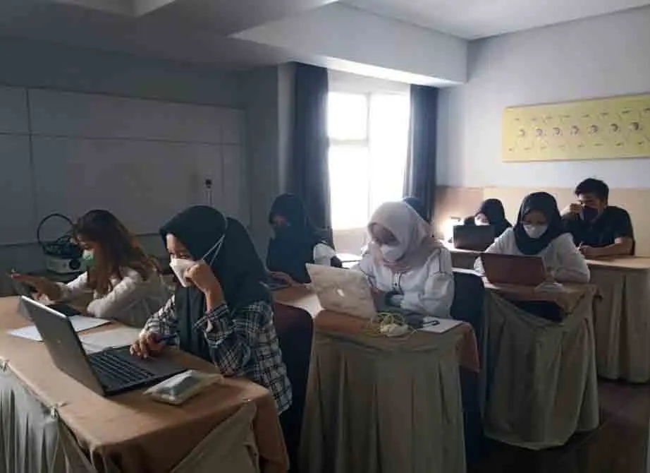 Minimnya PTN di Indonesia...