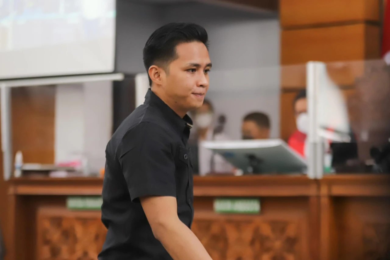 Sidang Tuntutan Richard...