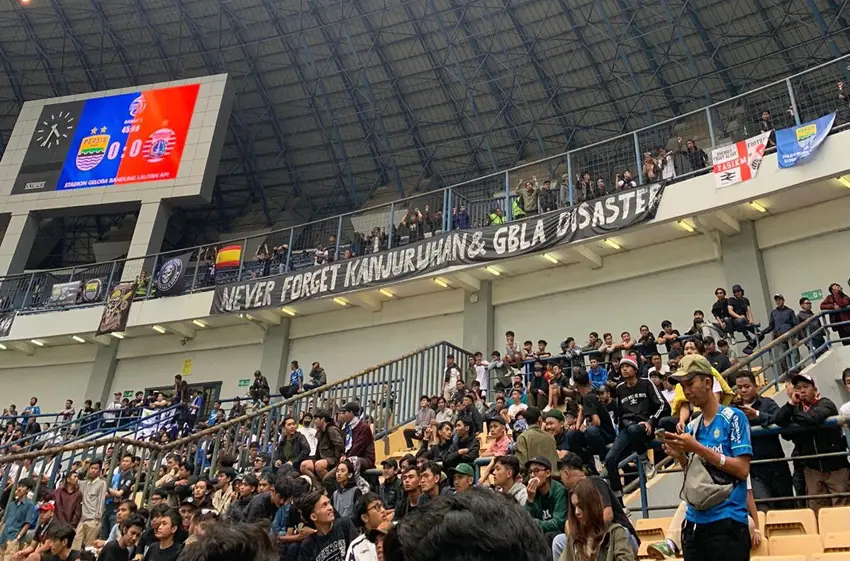Tuntut Penuntasan Kasus...