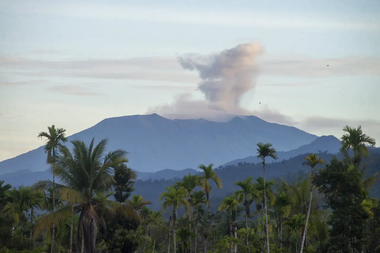 Erupsi Gunung Merapi,...