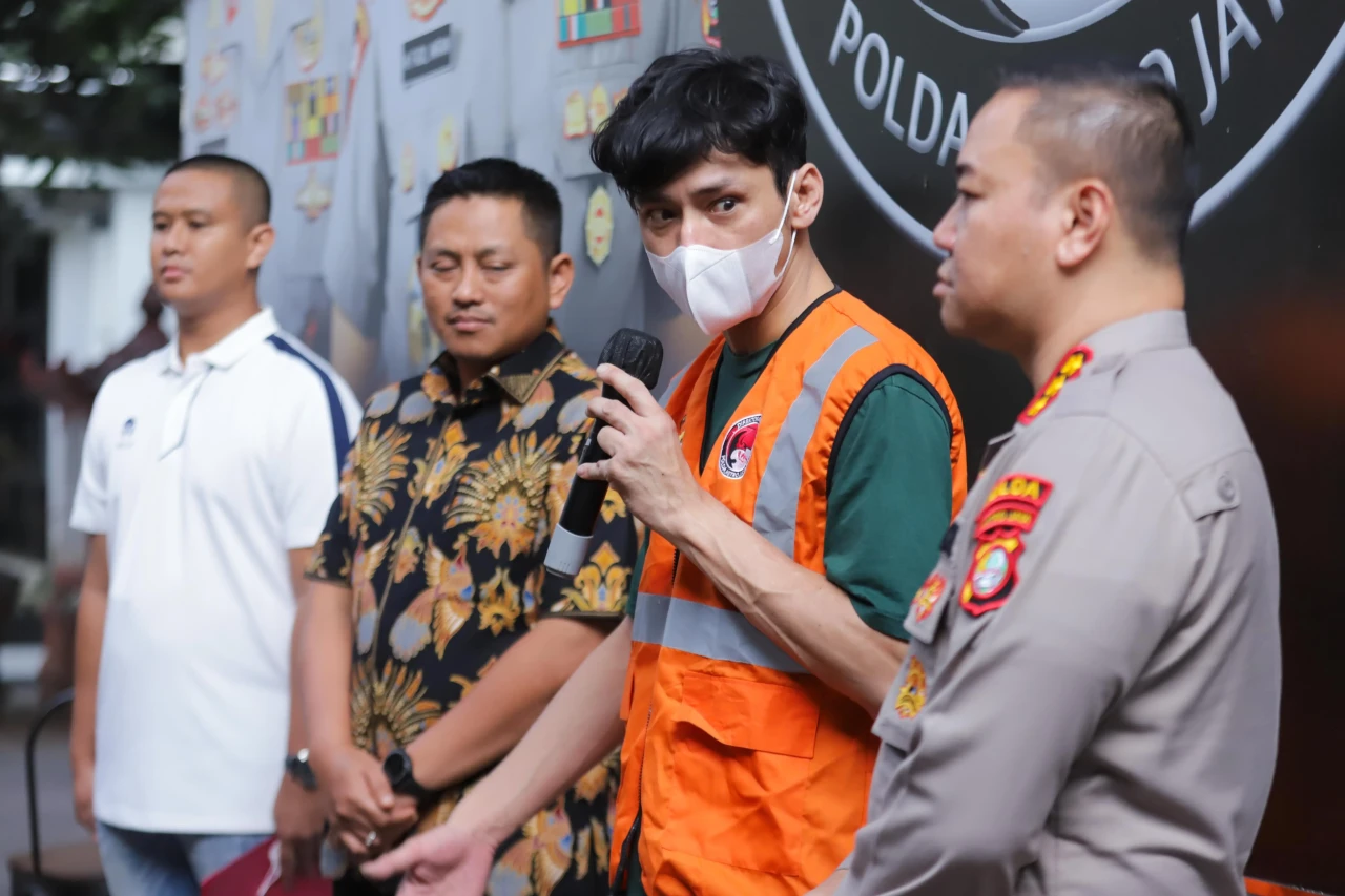 Penampakan Aktor Revaldo...