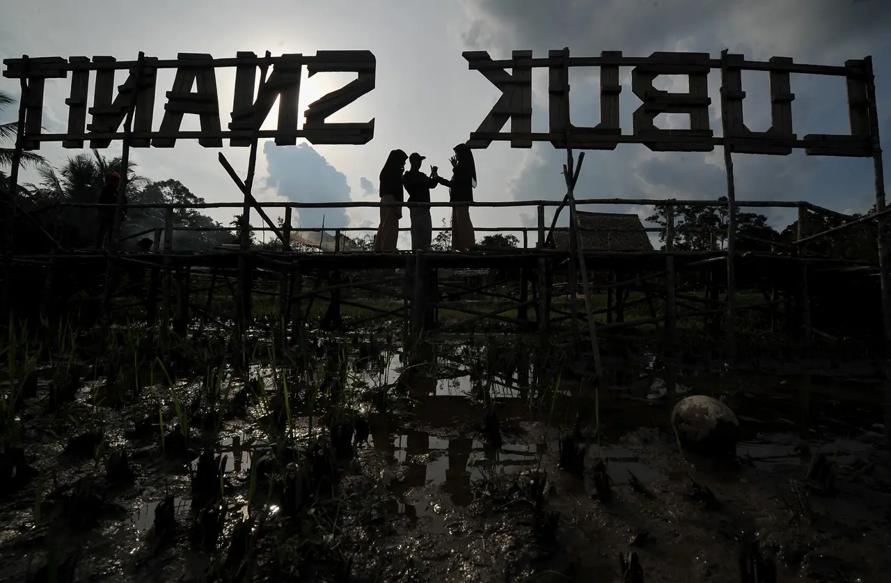 Wisata Lubuk Snanit...