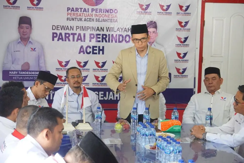 TGB Zainul Majdi Hadiri...