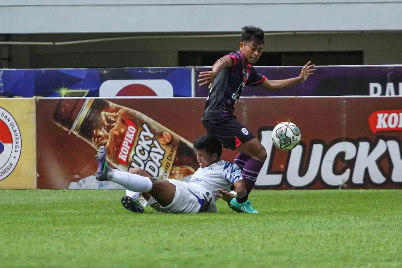 PSIS Semarang Kalahkan...