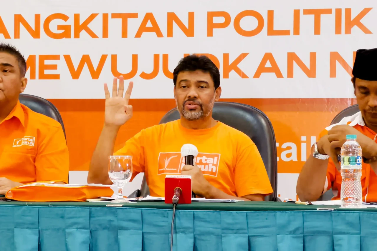 Strategi Judicial Review...