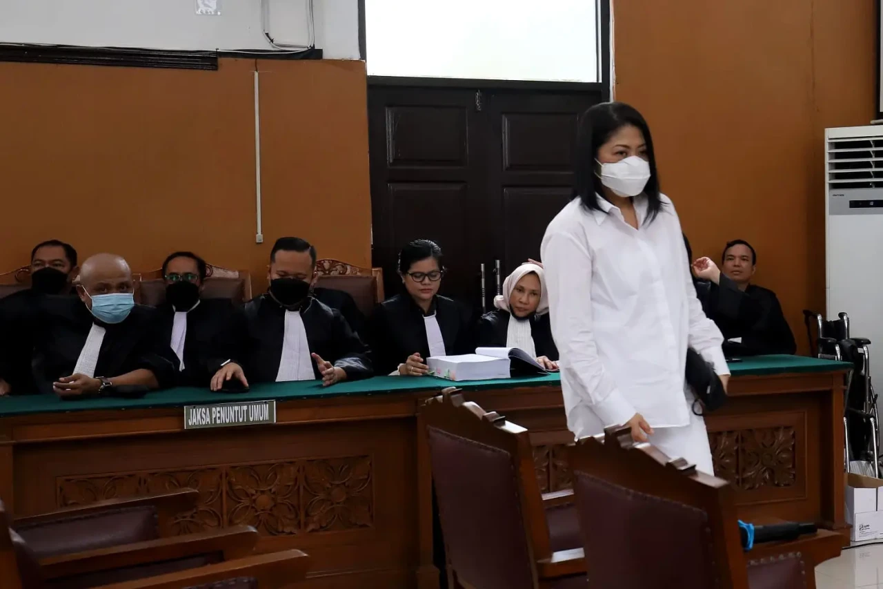 Detik-detik Putri Candrawathi...