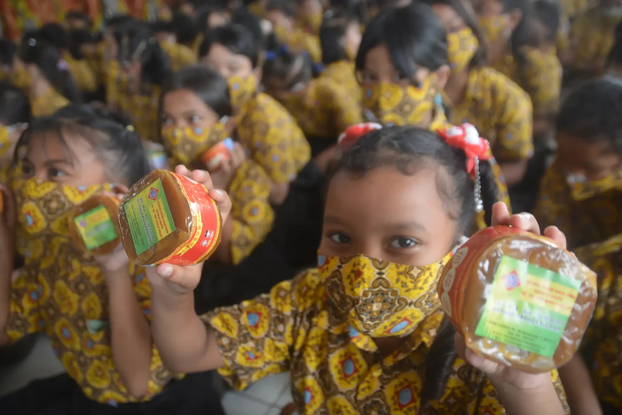 Senangnya Ratusan Siswa...