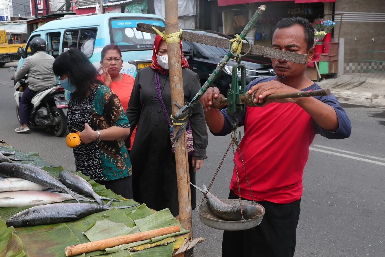 Jelang Imlek, Ikan Bandeng...