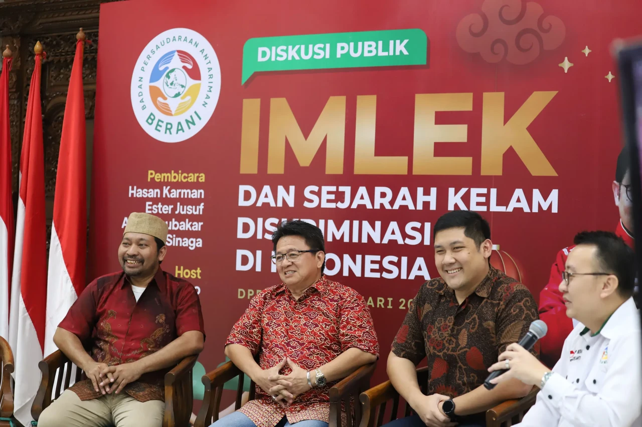Diskusi Publik Imlek...