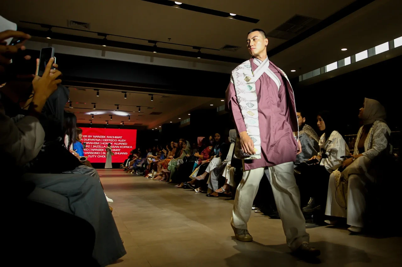 Road To Indonesia Fashion...