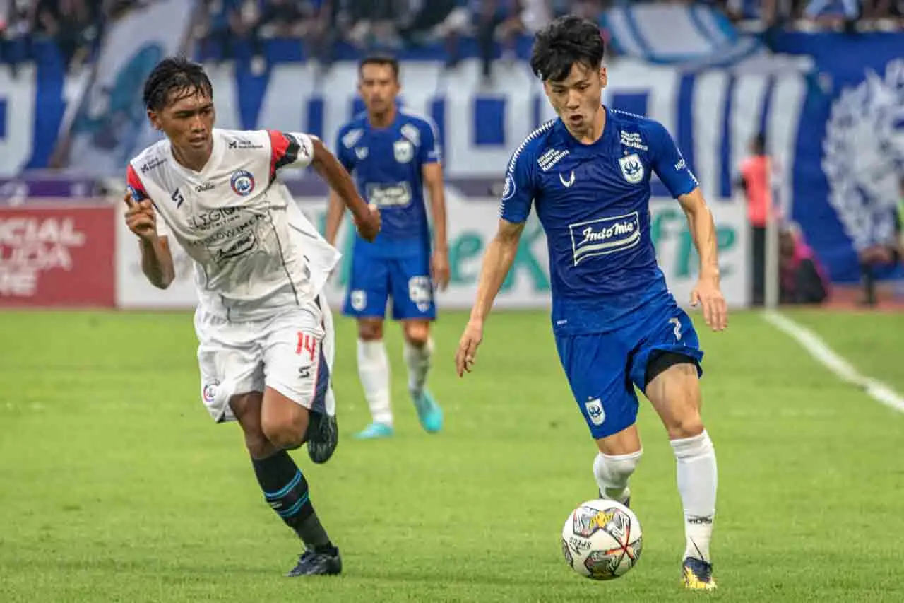 PSIS Semarang Sikat...