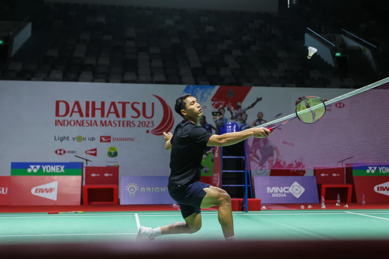 Melihat Persiapan Pebulutangkis...