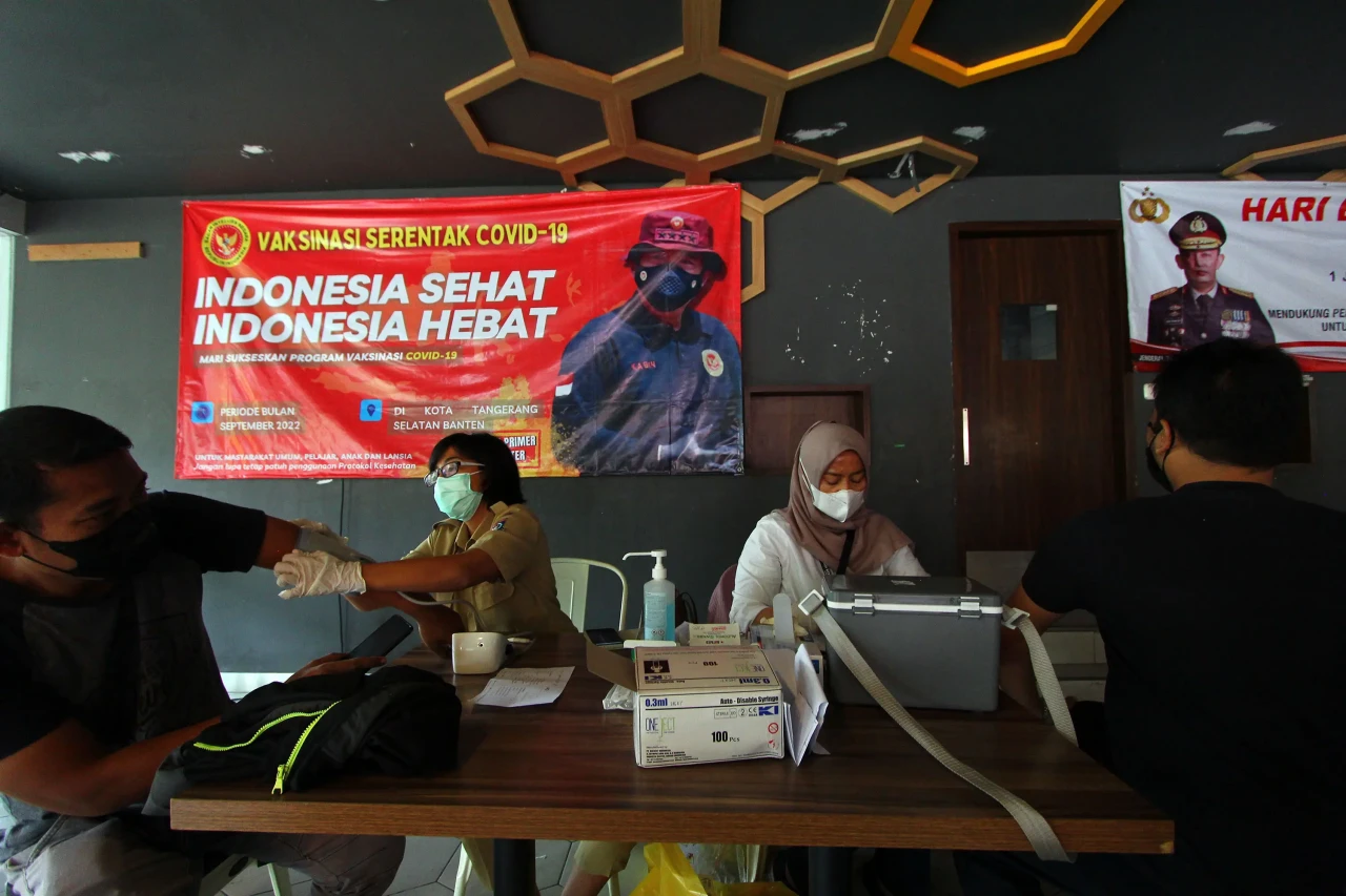 Antusiasme Warga Lakukan...