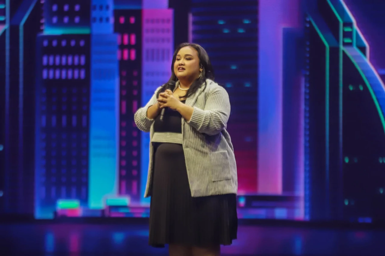 Bawakan Lagu Pergi Untuk...