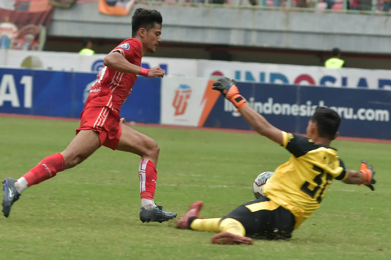Persija Jakarta Hajar...