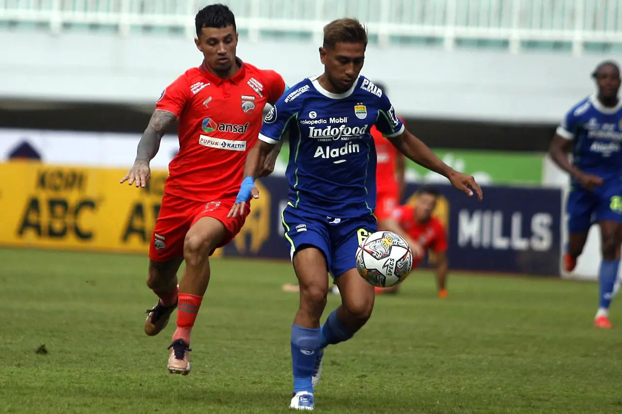 Persib Bandung Kalahkan...