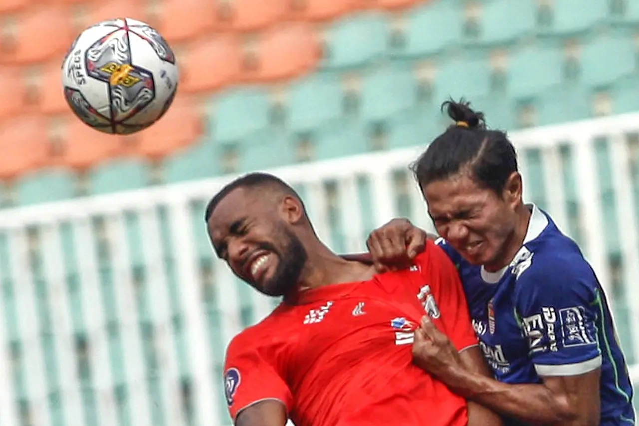 Persib Bandung Kalahkan...