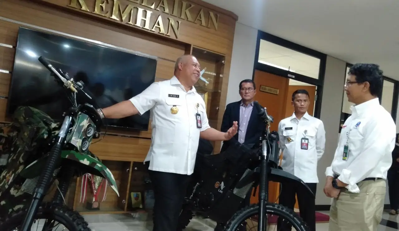 Motor Listrik Militer...