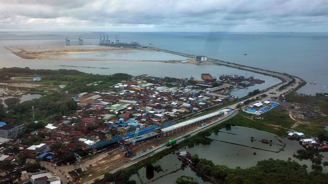 Melihat Megaproyek Makassar...