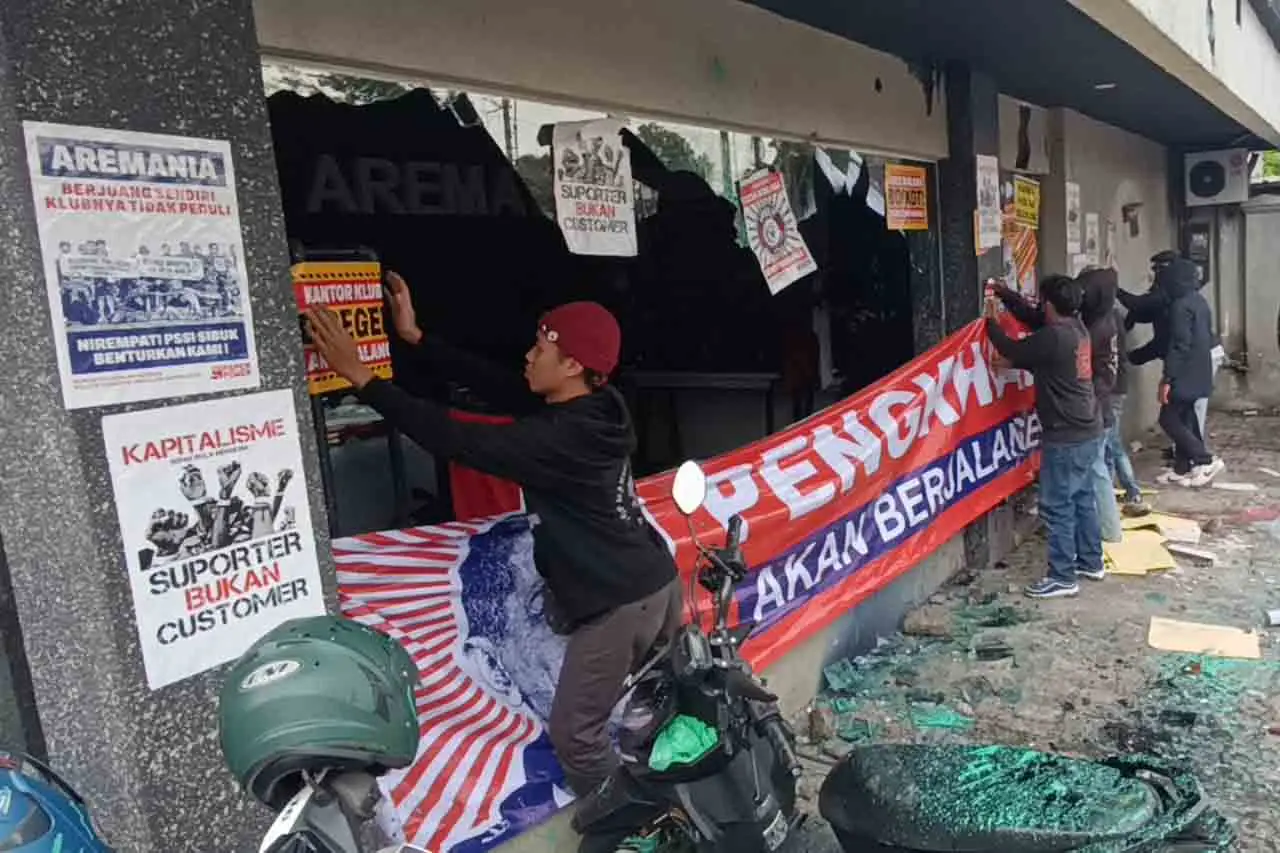 Arek Malang Geruduk...