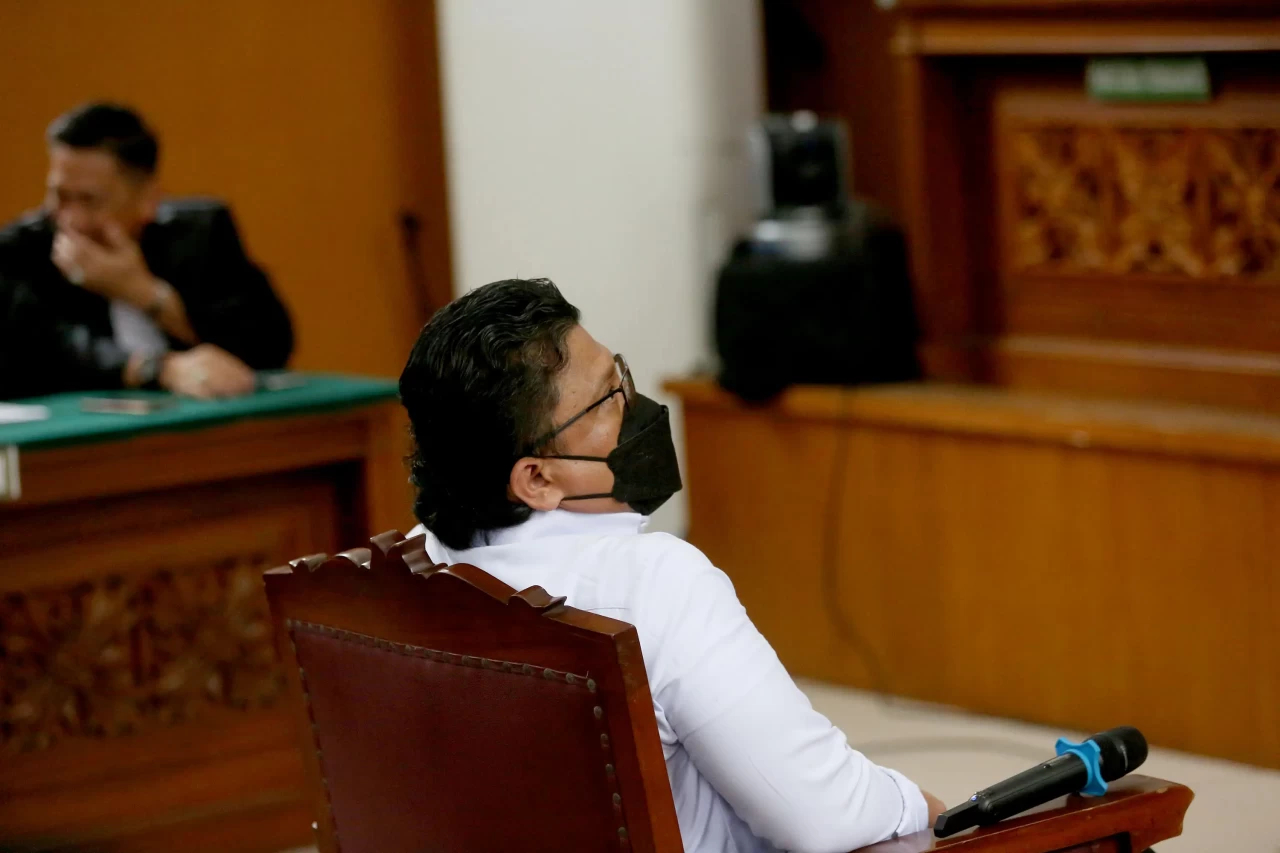 Sidang Duplik Ferdy...