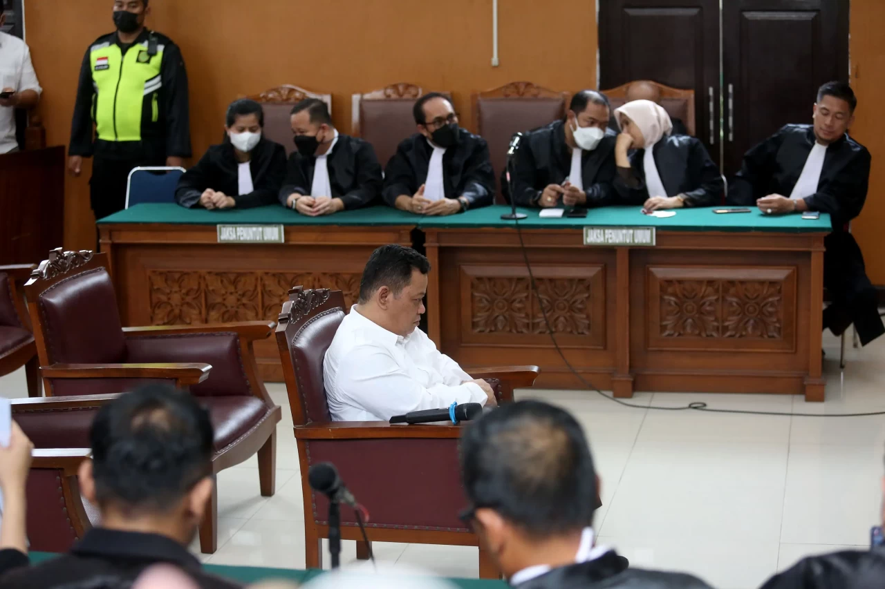 Bacakan Duplik, Kuat...