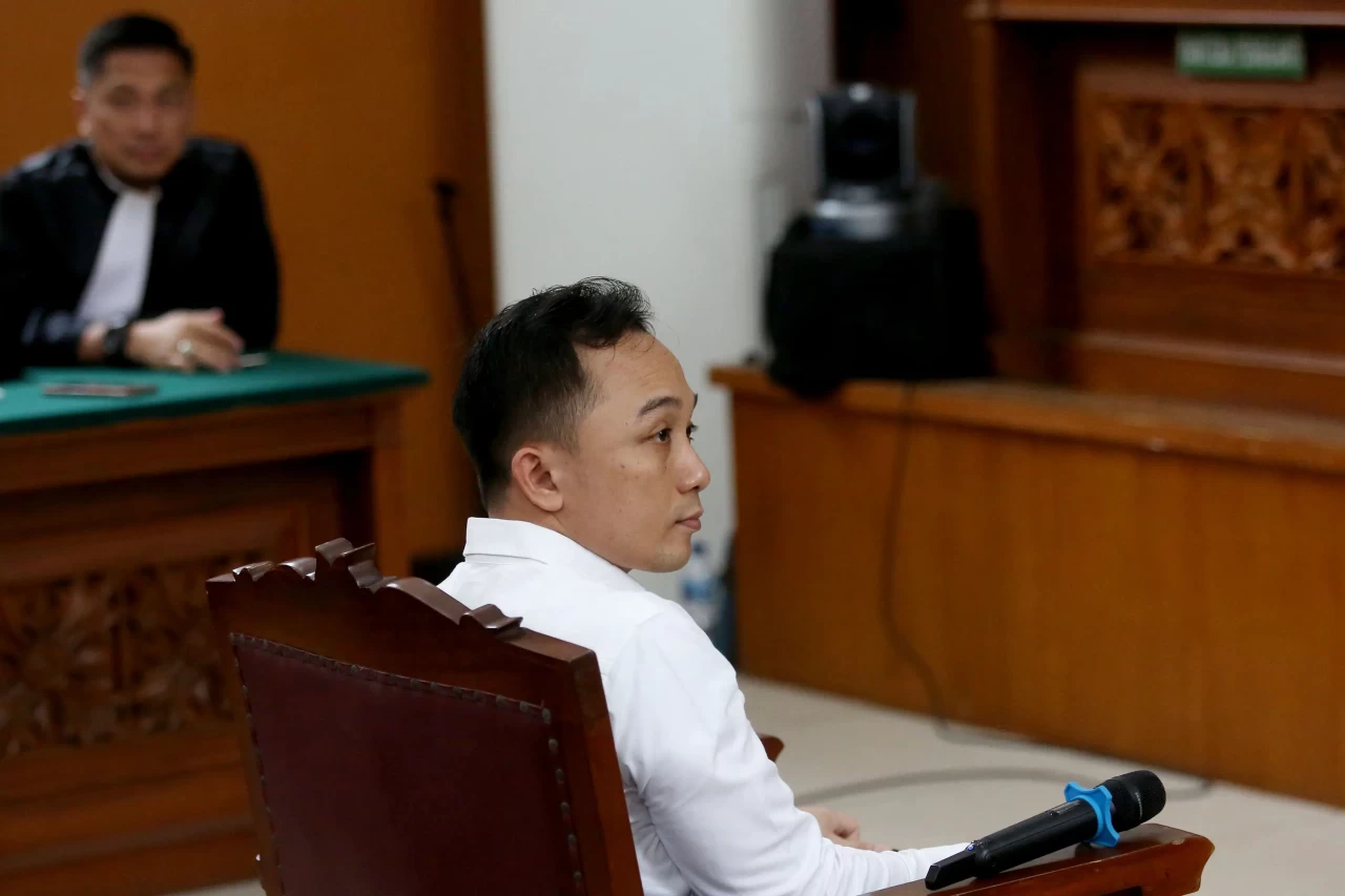 Ricky Rizal Jalani Sidang...