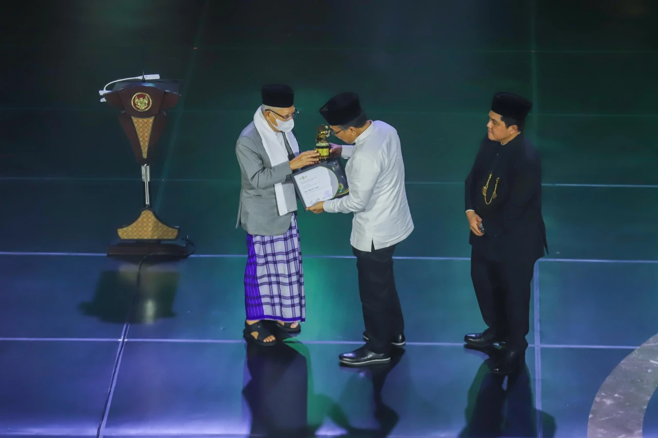 Wapres Maruf Amin Raih...