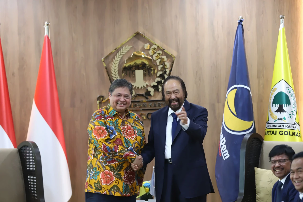 Pimpinan Partai Golkar...