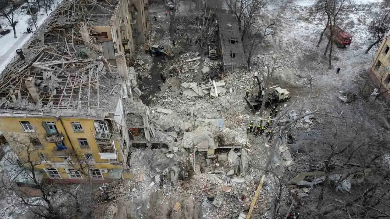 Rudal Rusia Bombardir...