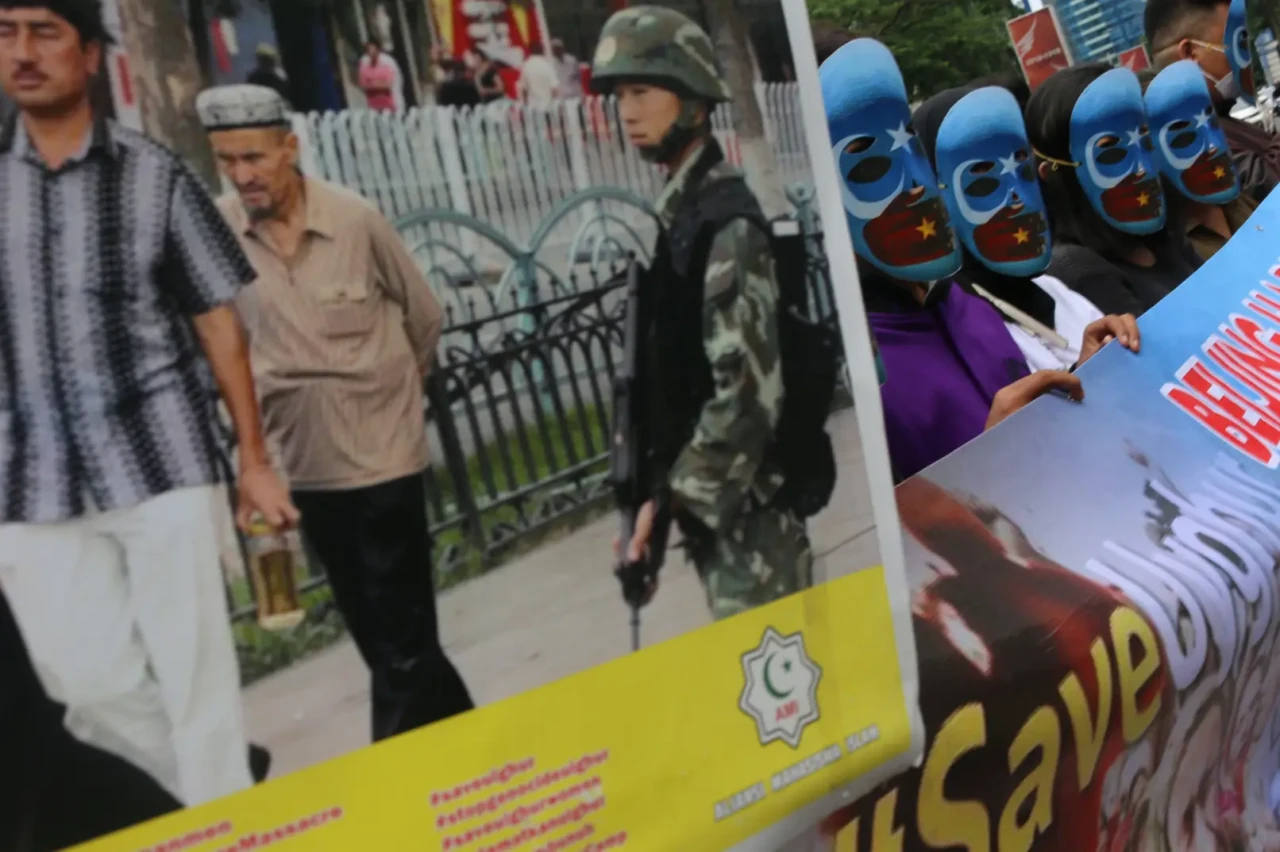 Aksi Solidaritas untuk...