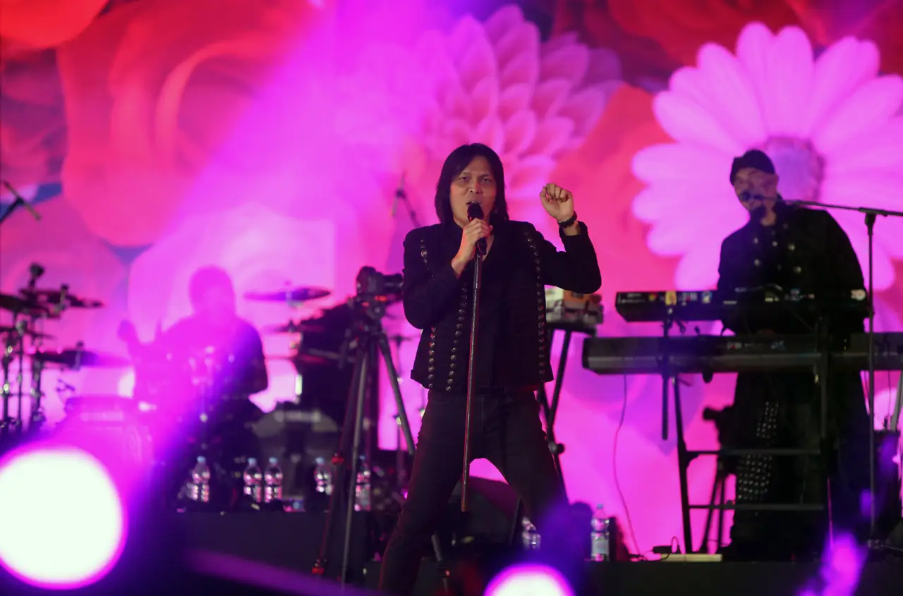Kemeriahan Konser Pesta...