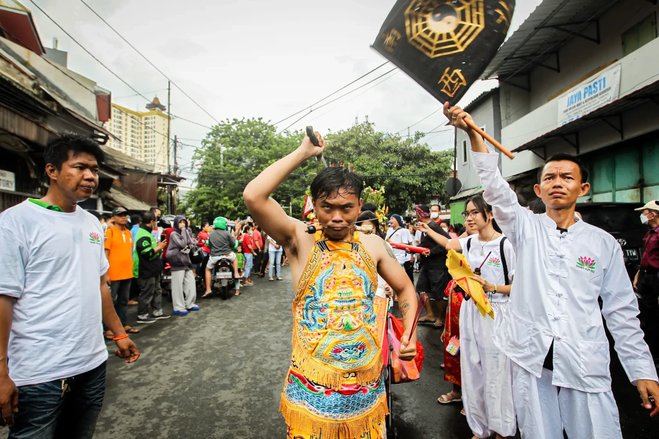 Kemeriahan Kirab Perayaan...